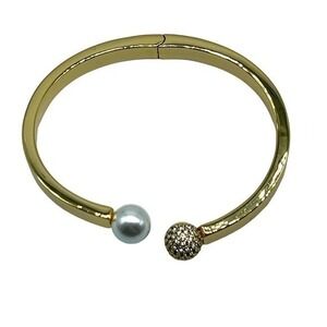 NEW REAL SIMPLE fashion gold bracelet with a pearl and mesh ball at each end